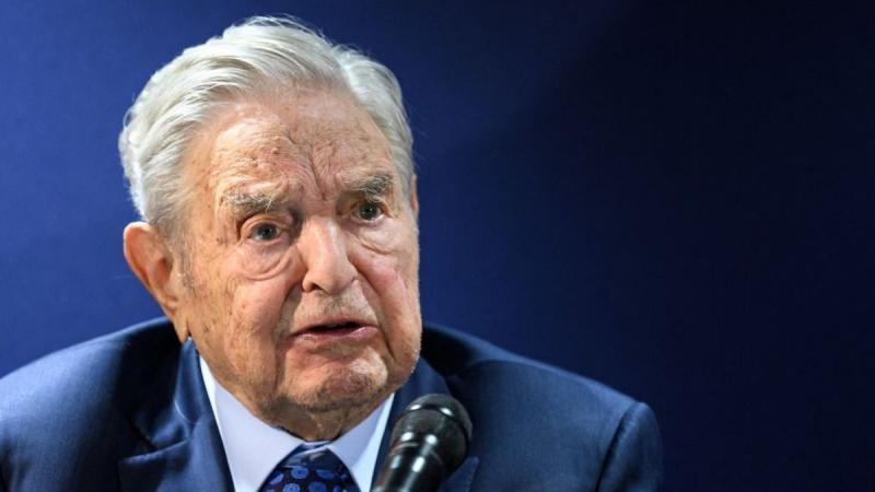 Soros György célja, hogy instabilitást generáljon Indiában – Világgazdaság

A hírek szerint Soros György, a neves befektető és filantróp, Indiában próbálja előmozdítani a politikai és társadalmi feszültségeket. E lépései mögött álló motivációk és következ