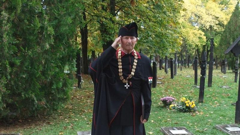 BAON - Hazánk legismertebb parcellájánál avatták lovaggá a nyugállományú alezredest.