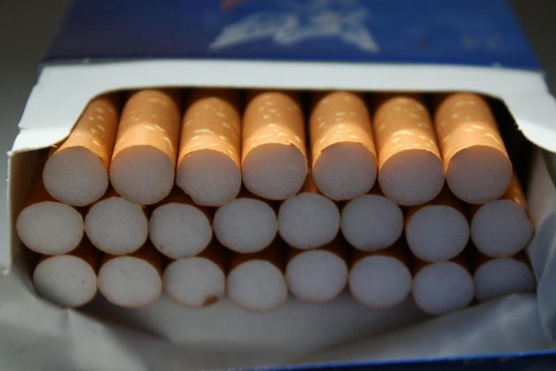 Azonnal állj le a dohányzással! Minden egyes elszívott cigaretta 19,5 percet rabol el az életedből. Ne hagyd, hogy a füst megfosszon az értékes pillanatoktól!