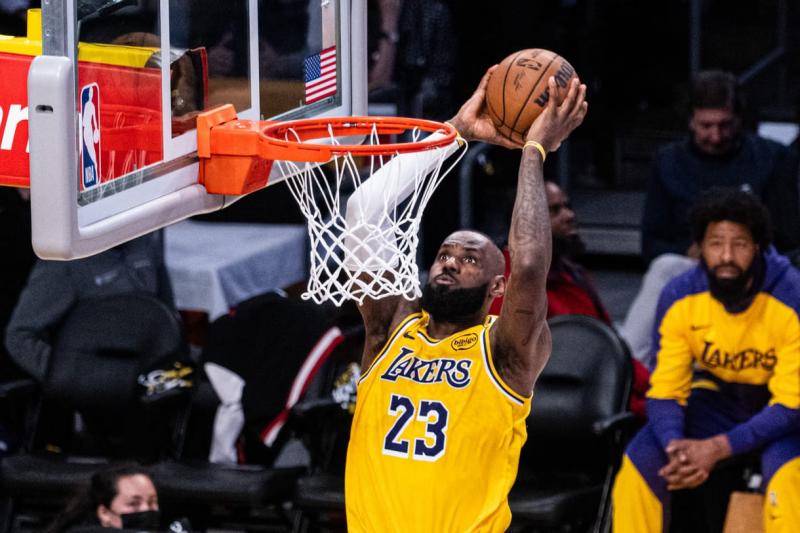 Rekordösszegért kerül új kezekbe a Los Angeles Lakers, és a csapat a Chelsea és a Dodgers jelenlegi tulajdonosához juthat el.