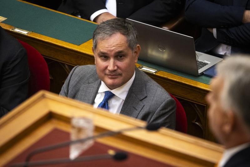 A pénzeső szinte végtelennek tűnik, ahogy az állam folyamatosan támogatja a Nagy Márton családjához kapcsolódó magántőkealapokat.