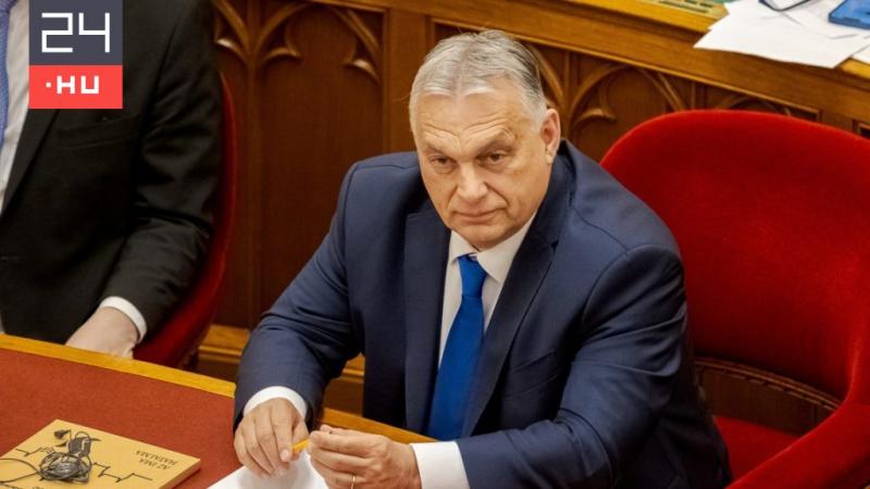 Orbán Viktor a kamerák kereszttüzében írta alá a nyugdíjkorrekcióval kapcsolatos rendeletet | 24